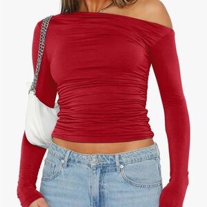 ReoRia Red Off-Shoulder Ruched Long Sleeve Crop Top
